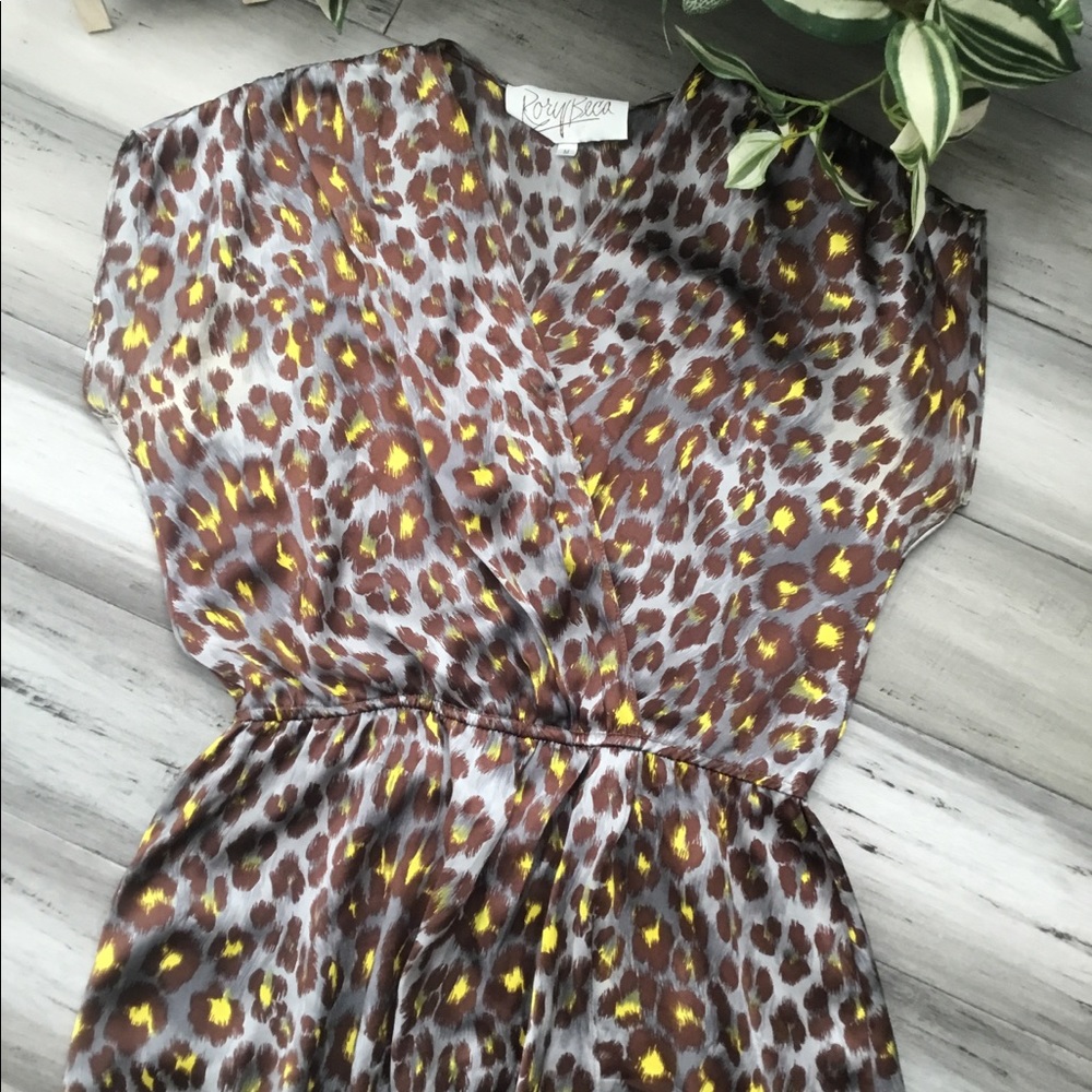 Rory Beca Silk Dress Size Medium Wrap Detail - Picture 2 of 4